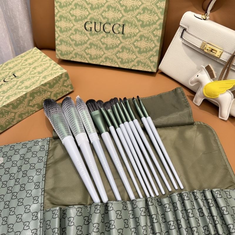 Gucci Makeup Brushe